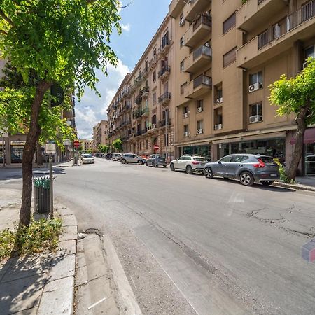 Le Rose Di Nonna Maria, Appartamento Di Lusso In Centro Citta Palermo Exterior photo