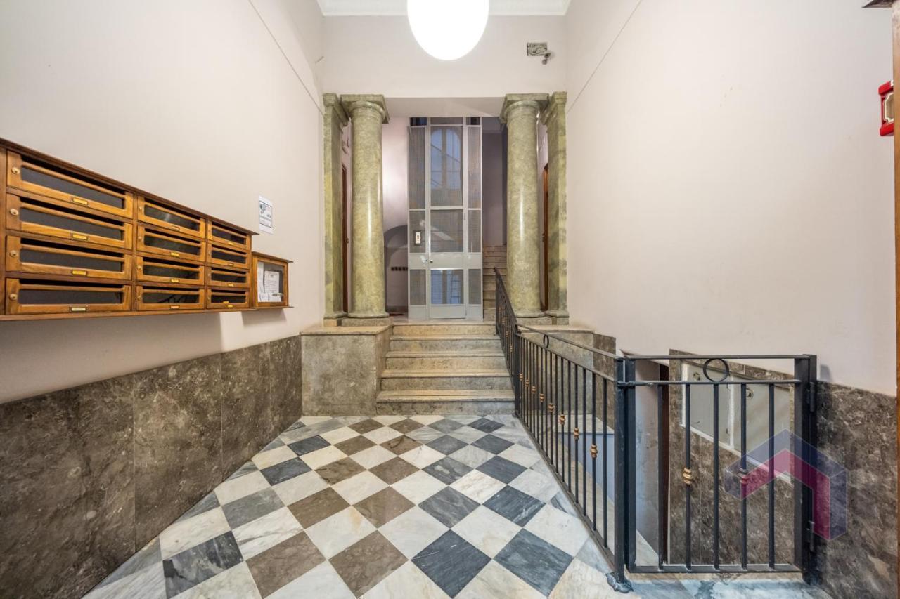Le Rose Di Nonna Maria, Appartamento Di Lusso In Centro Citta Palermo Exterior photo